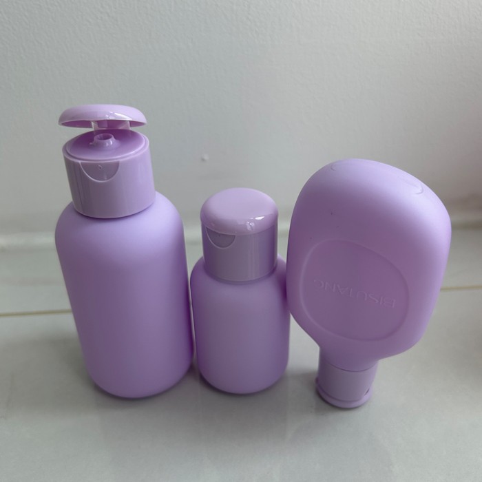 2 oz shampoo bottle